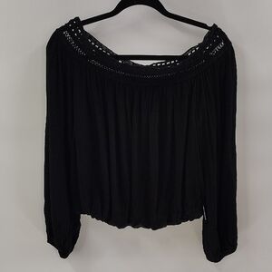 Lulus Crop Top Size XL long Sleeve Black Lace Collar Mix Material NWT